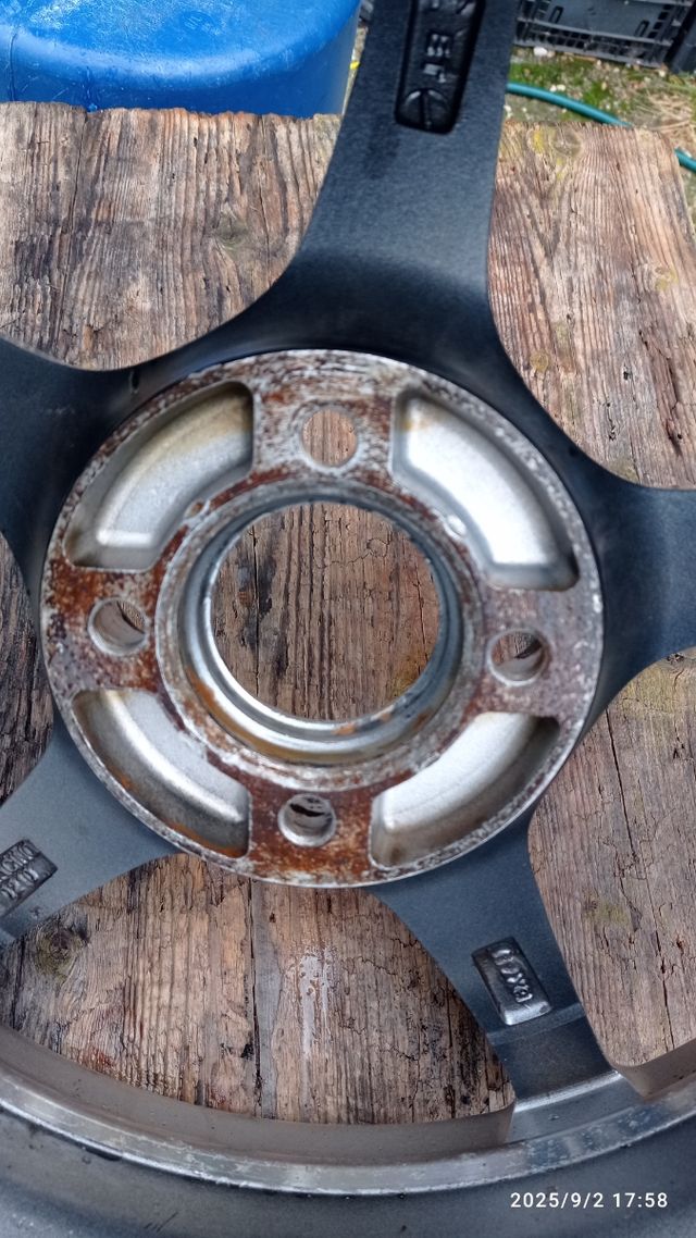 5 Cerchi lega 16" (4x100) RaceMax Renault Fiat Ope