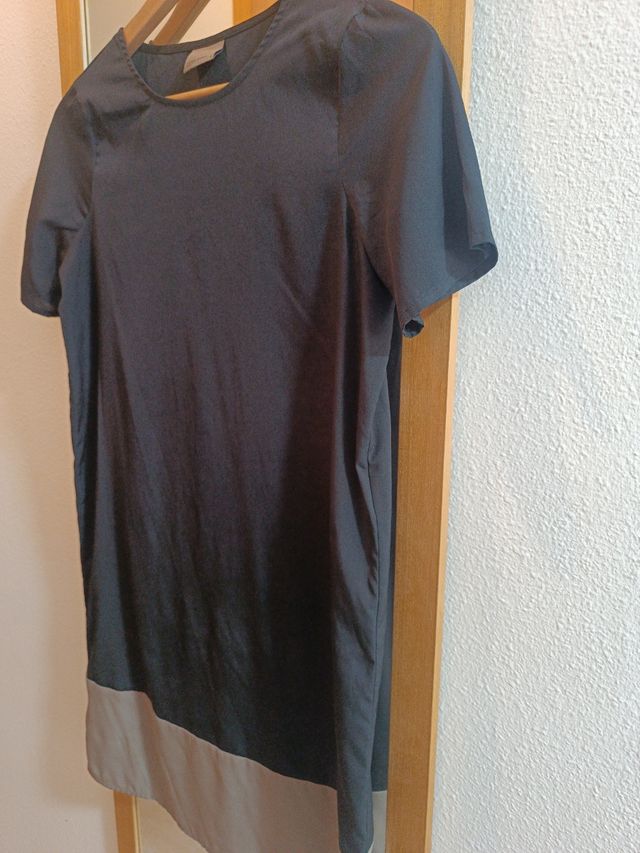 Vestido negro verano beige