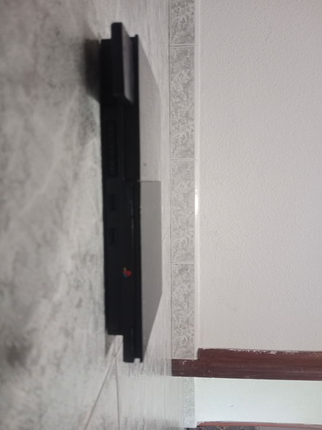 PlayStation 2 (PS2) negra