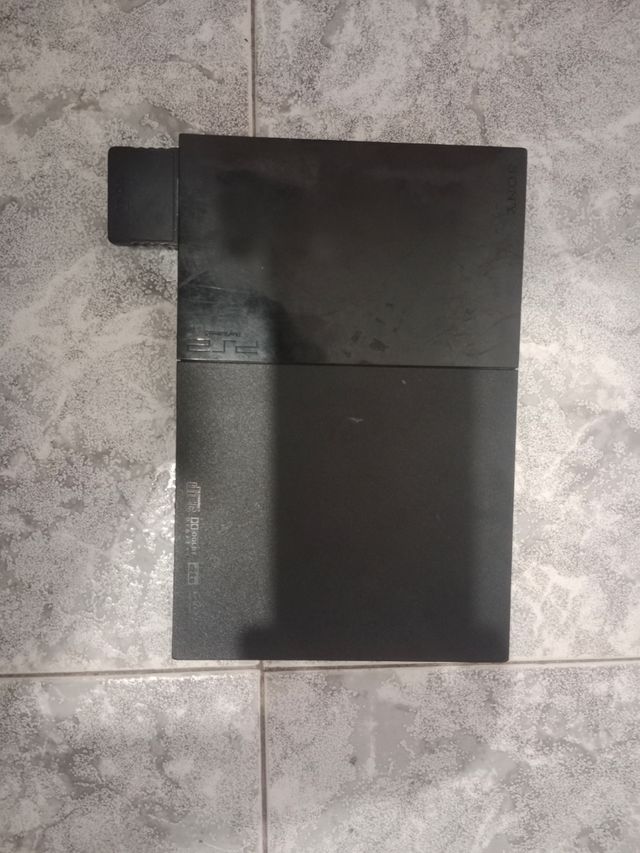 PlayStation 2 (PS2) negra