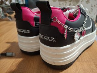 Zapatillas plataforma Bershka Monster High