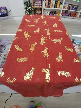 Fular leopardo dorado