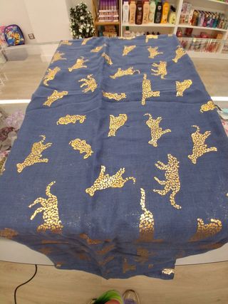 Fular leopardo dorado