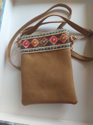 Bolso marrón 