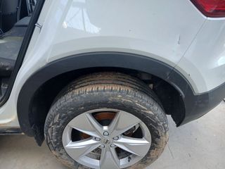 ALETIN TRASERO IZQUIERDO VOLVO XC40