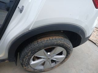 ALETIN TRASERO IZQUIERDO VOLVO XC40
