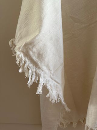 Capa boho Tintoretto bordada con flecos