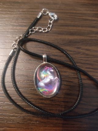 Collar unicornio arcoiris