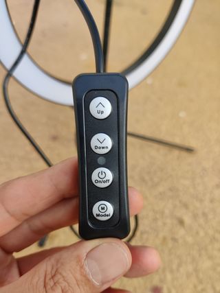 Aro de luz LED con trípode