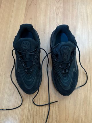 Zapatillas Adidas Ozelia - Negras