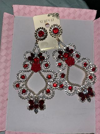 Aretes XI YIN LI rojos dorados