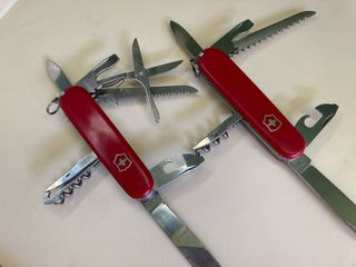 2 Canivetes Victorinox: Huntsman & Camper
