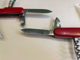 2 Canivetes Victorinox: Huntsman & Camper