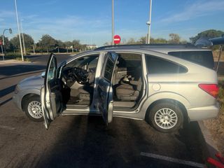 SsangYong Rodius 2012