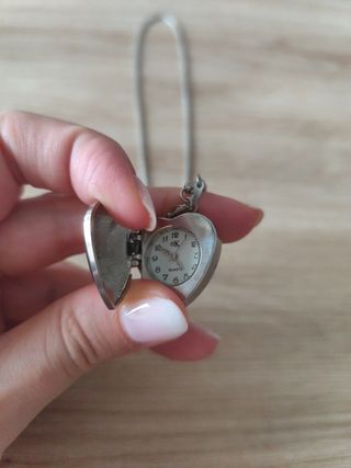 Colgante corazón plata con reloj
