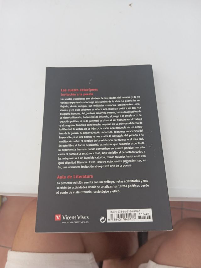 Las Cuatro Estaciones: Invitacion a la Poesia /...