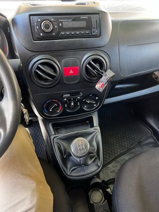 Peugeot Bipper 2012