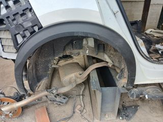 ALETIN TRASERO DERECHO PEUGEOT 2008 (P1)
