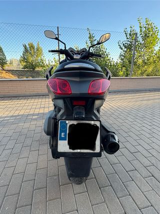 Yamaha XMax 250cc - 2013 - ITV recién pasada.