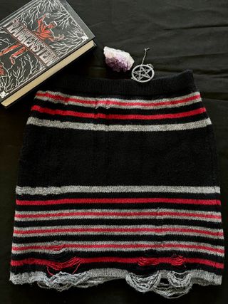 Conjunto jersey y falda Beetlejuice