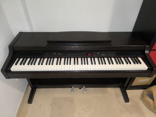 Piano Yamaha Clavinova