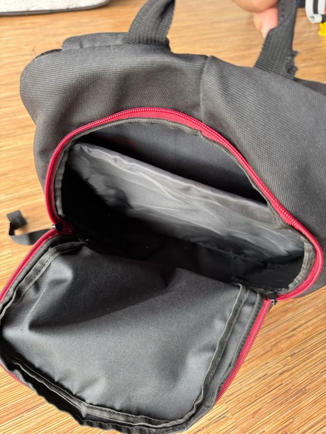 Mochila Prozis - Preta c/vermelho