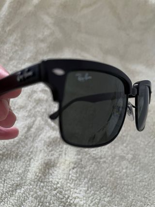 Rayban Gafas de sol - Negras
nunca usadas