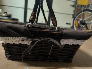 Cesta mimbre marrón