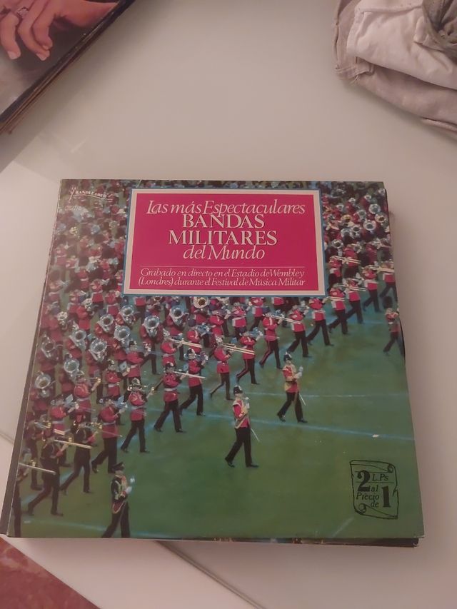 2 LPs Bandas Militares