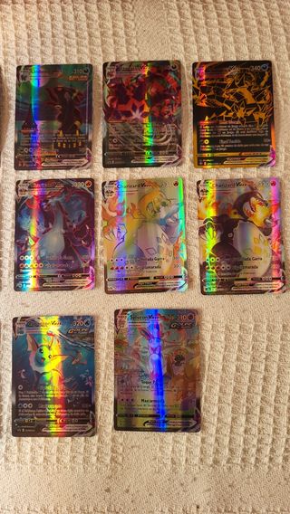 Cartas Pokemon Negras, Plateadas, Doradas y VMAX