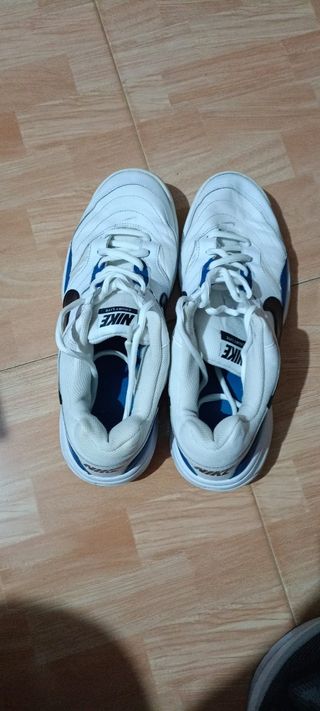 Zapatillas Nike Court Lite - Blancas y Azules