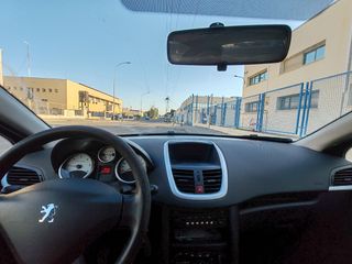 Peugeot 207 2009