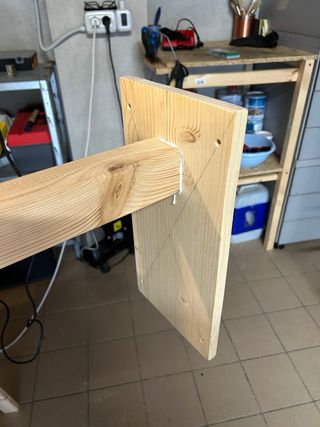 Lampada a sospensione in legno