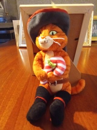 Gato con botas peluche