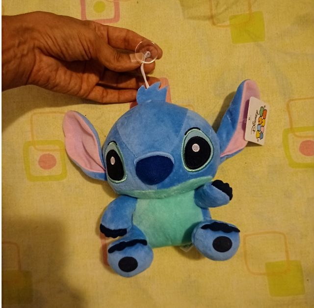 PELUCHE LILO STITCH 25CM APROXIMADAMENTE VENTOSA
