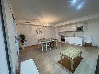 Piso en alquiler en Eixample en Tarragona