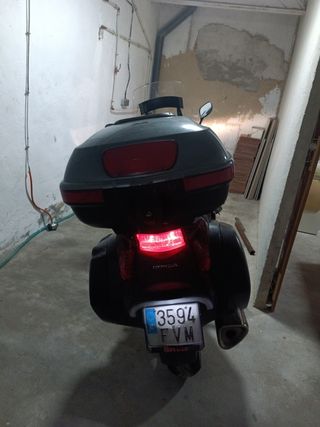 Honda Deauville NT700 - Moto