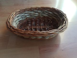 Cesta ovalada de mimbre