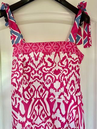 Vestido largo boho chic estampado rosa y azul.