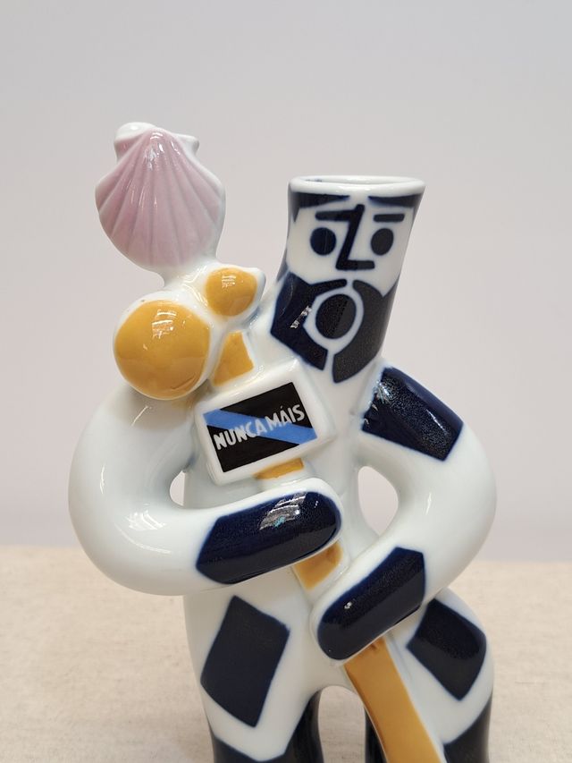 Figura Sargadelos Chapapote