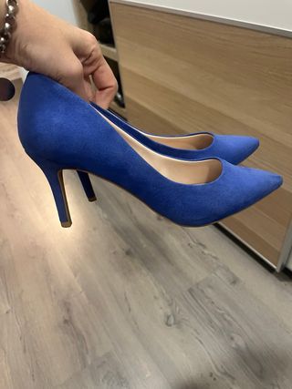 Estilettos H&M azules, talla 38