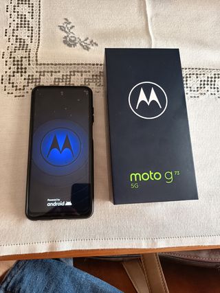 Motorola Moto G73 5G seminuevo