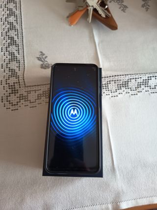 Motorola Moto G73 5G seminuevo