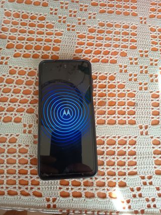 Motorola Moto G73 5G seminuevo