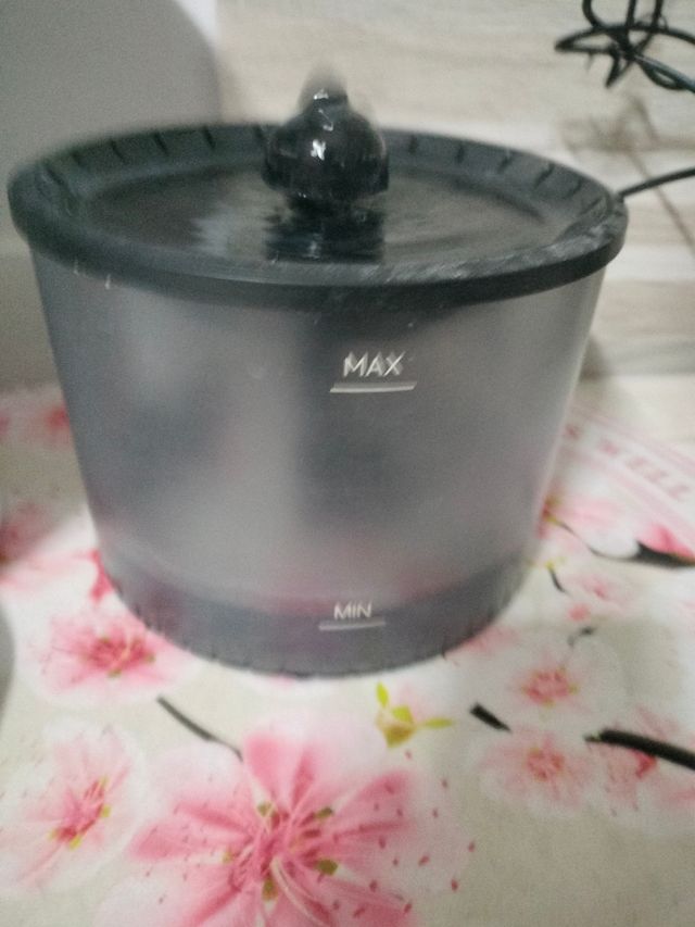 Distributore crocchetta automatico + Fontanella ac