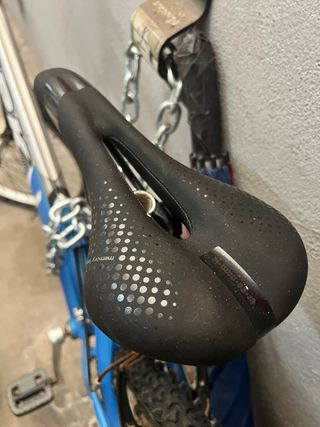 Bicicleta montaña azul marca Jpk