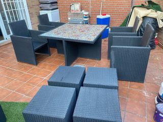 Conjunto jardín - Mesa y sillas ratán