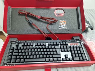 Teclado Gamer RGB Mecánico