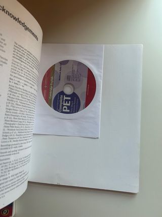 Pack libros B1 - Cambridge English Complete PET