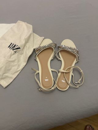 Sandalias Zara blancas talla 39